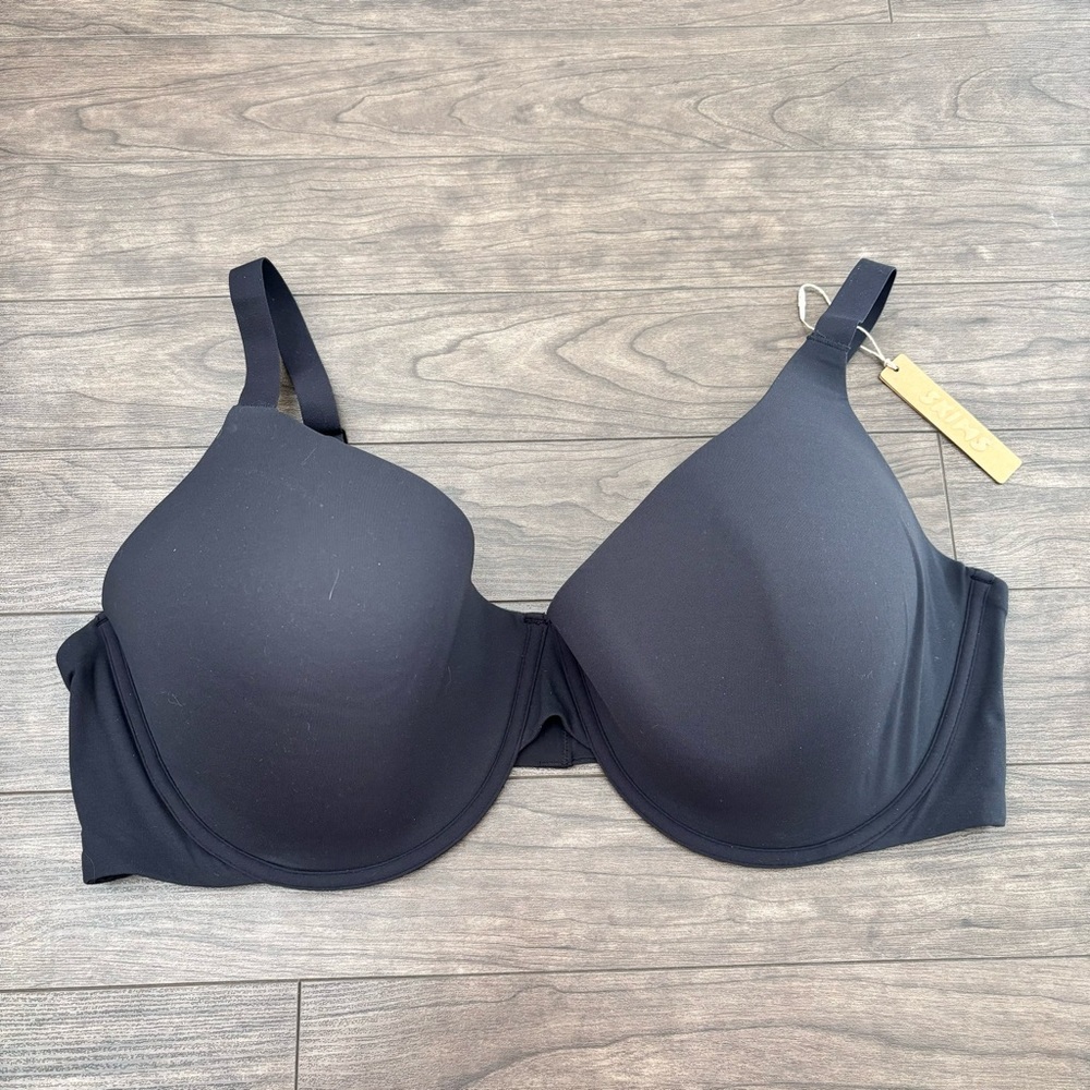 SKIMS Fits Everybody T-Shirt Bra